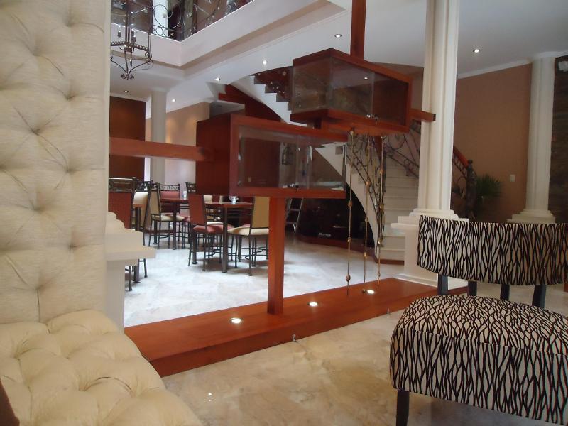 Alejandrina Hotel Cuenca Esterno foto