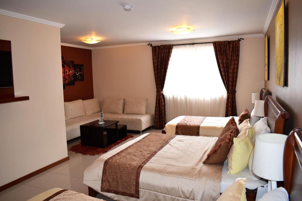 Alejandrina Hotel Cuenca Esterno foto