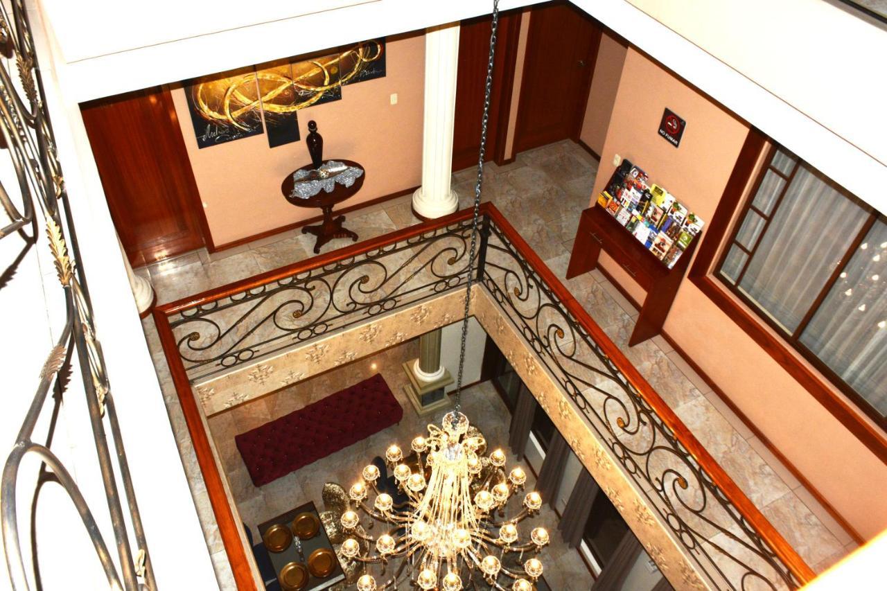 Alejandrina Hotel Cuenca Esterno foto